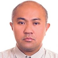 Robert Fernandez