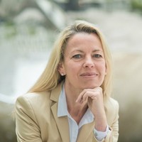 Claudia Deuster