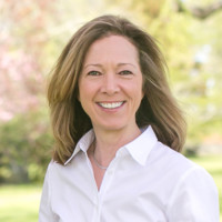 Holly Mclear
