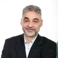 André Ewert