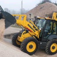 Michael David Deneubourg KOMATSU MOTOR TARREGA