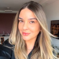 Larissa Bastos