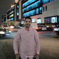 كريم مصطفي