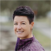 Julia L. Modenbach