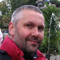 Andrew Browne