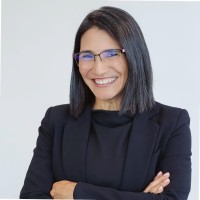 Karen Villamil
