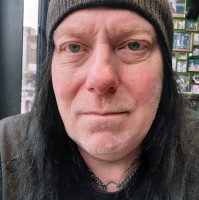 Knaz Ahlström