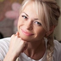 Lara Thomas