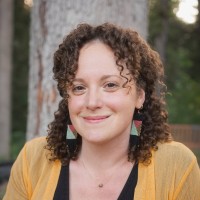 Lyndsay Stone