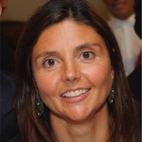Isabel Santos