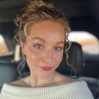 Lyndsey Van Groningen
