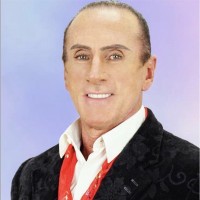 Joe Van Straaten