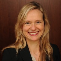 Carolin Gerstmayer, Cfa