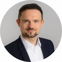Dr. Lukas Kwietniewski
