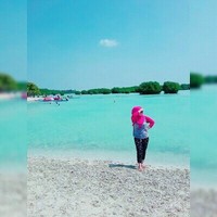 Nicky Pratiwi