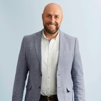 Simon Williams