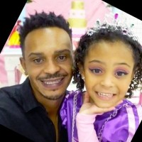 Douglas Faustino