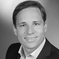 Armin Strauss