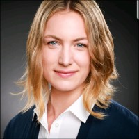 Laura Gust