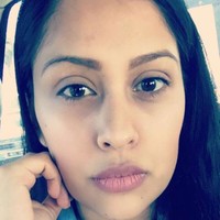 Josefina Flores