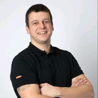 Sascha E.