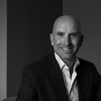 Fredrik Stray