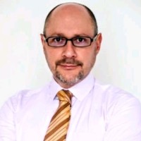 Camilo Torres Perl