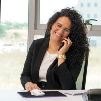 מעיין מלה אהרון סוכנת ביטוח ומתכננת פנסיונית