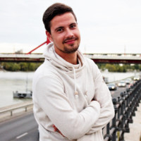 András Viola