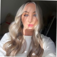 Naomi Lyons