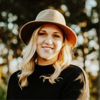 Abby Henderson (Kenealy)