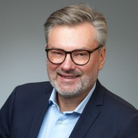 Dr. Thomas Schönemeier