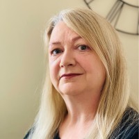 Leanne Mills