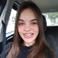 Adriene Bernardes