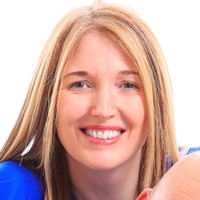 Lowri R Williams