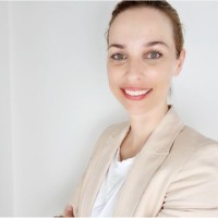 Simone K.