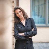 Nina Strobl