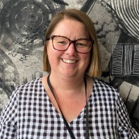 Leonie Taylor
