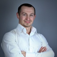 Дмитрий Николаенко