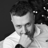 Денис Воскресенский