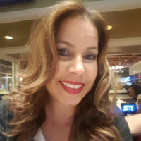 Reina Lagares