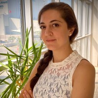 Ece Tonguc Gerçekci