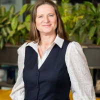Jacqueline Van De Geest