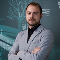 Юрий Петренко