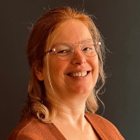 Esther Pierik