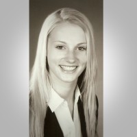 Julia Mangels