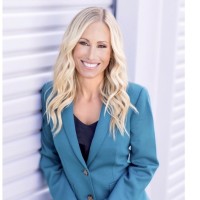 Lisa Stout