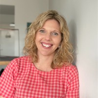 Dr Sherryn Tobin
