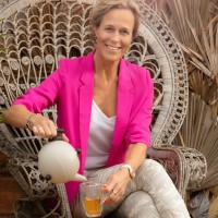 Barbara Holsink