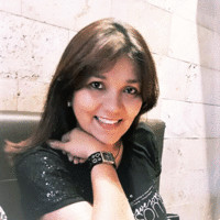 Sandra Tello